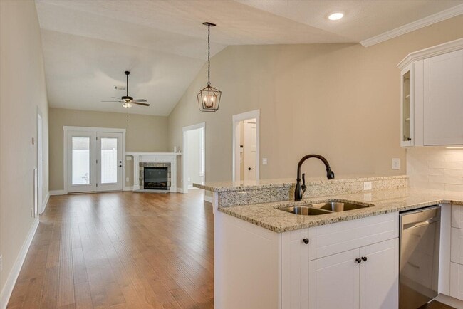Building Photo - 234 Outpost Dr