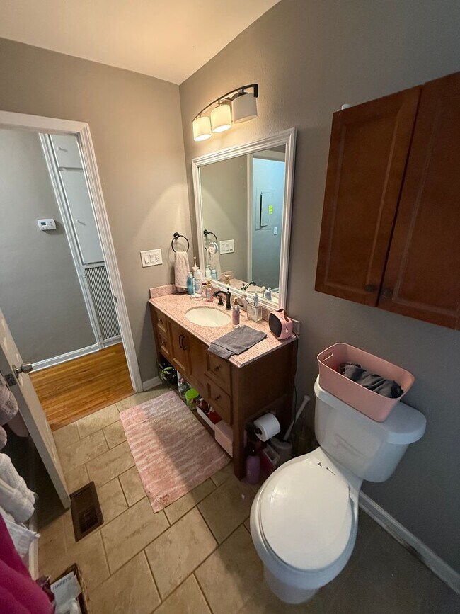 Building Photo - 3/2 Single Family Home Close to FSU!