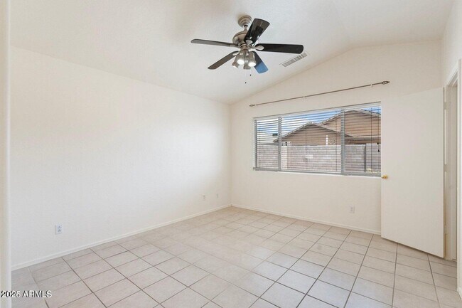 Building Photo - 10833 W Elm Ln