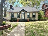 Building Photo - 5011 Miami St