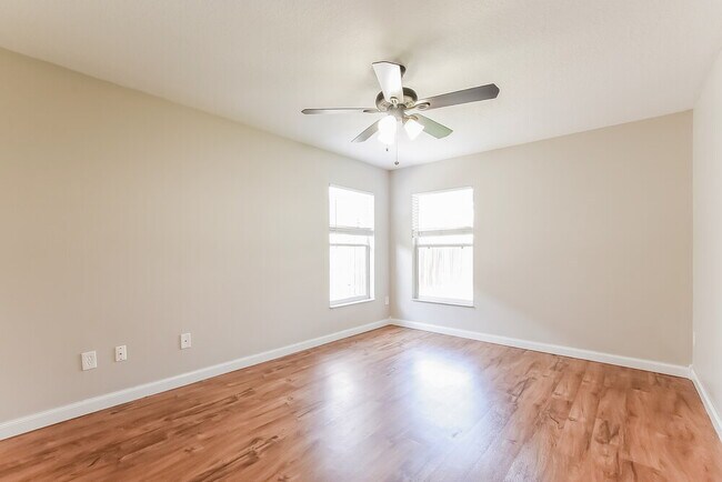 Building Photo - 4166 Shadow Creek Cir