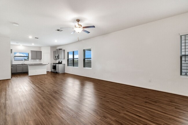 Building Photo - COMING SOON - MID MAY