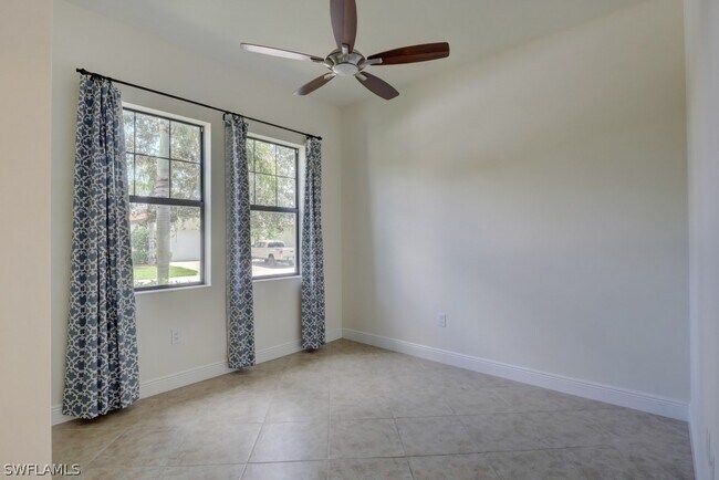 Building Photo - 12762 Fairington Way