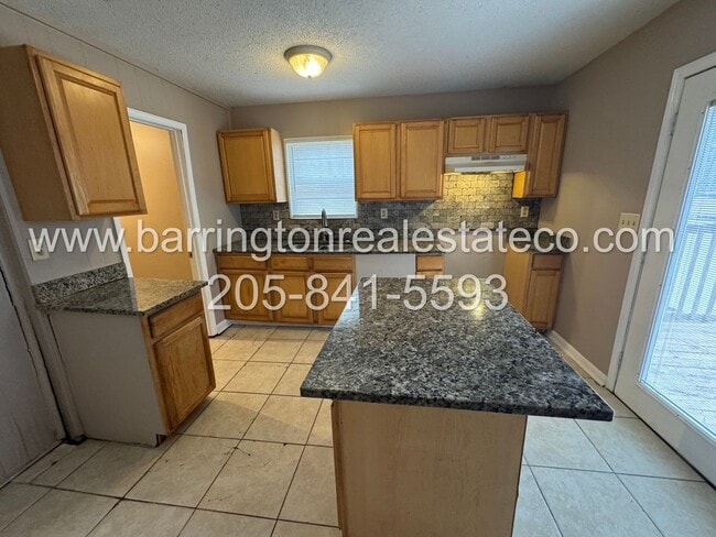 Building Photo - 4954 Karen Ln