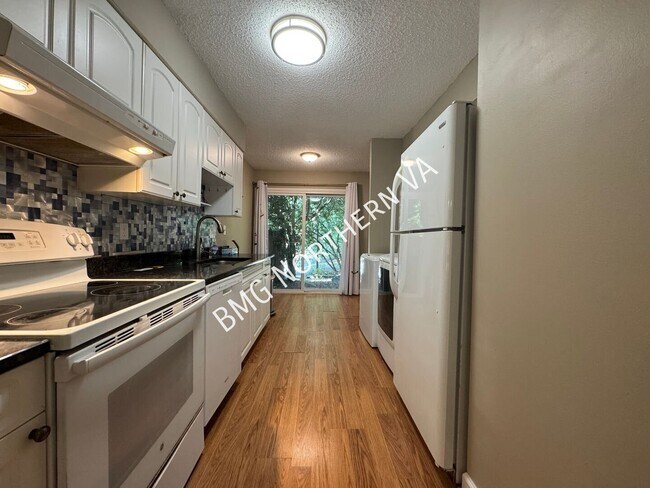 Building Photo - 2177 White Cornus Ln