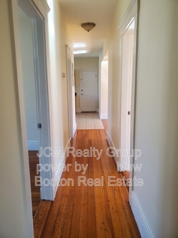 Building Photo - 12 Gayland St