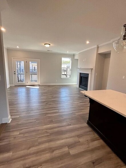 Building Photo - 509 Hardy Dr