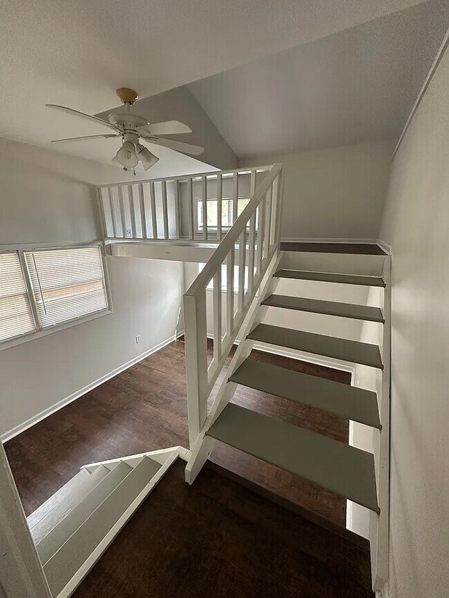 Building Photo - 2712 Garvin Rd NW