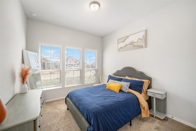 Building Photo - 1811 Smithers Landing Dr