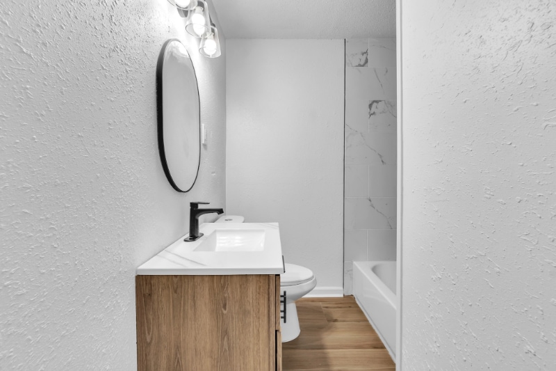 Building Photo - 3253 Kimball Ave