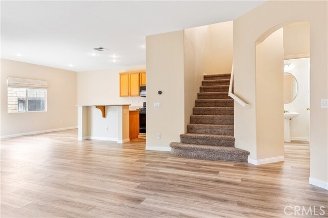 Building Photo - 6266 Meadowlark St