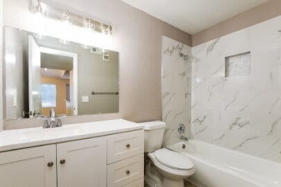 Building Photo - "Spacious 2-Bed condo in Lexington Place, close to shopping and dining"