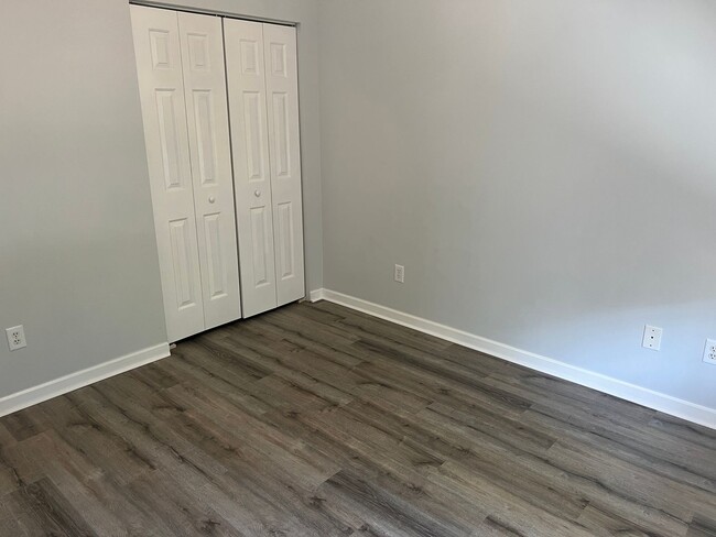 Building Photo - First Floor, End Unit, Two bedroom, Two ba...