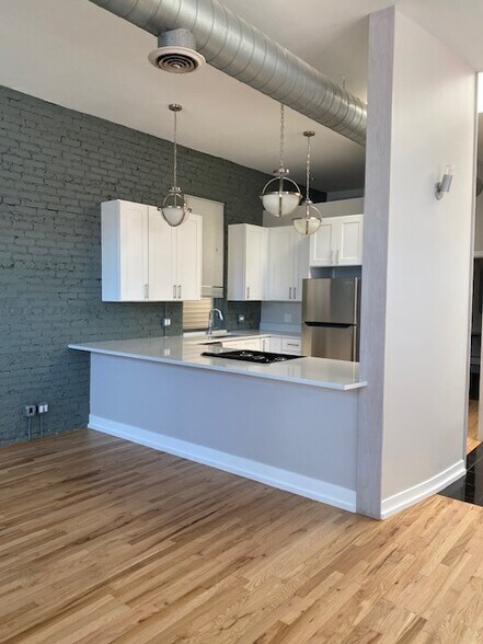 New Kitchen! - 1734 W Cortland St
