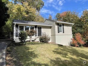 Building Photo - Smyrna - 3BR / 2BA