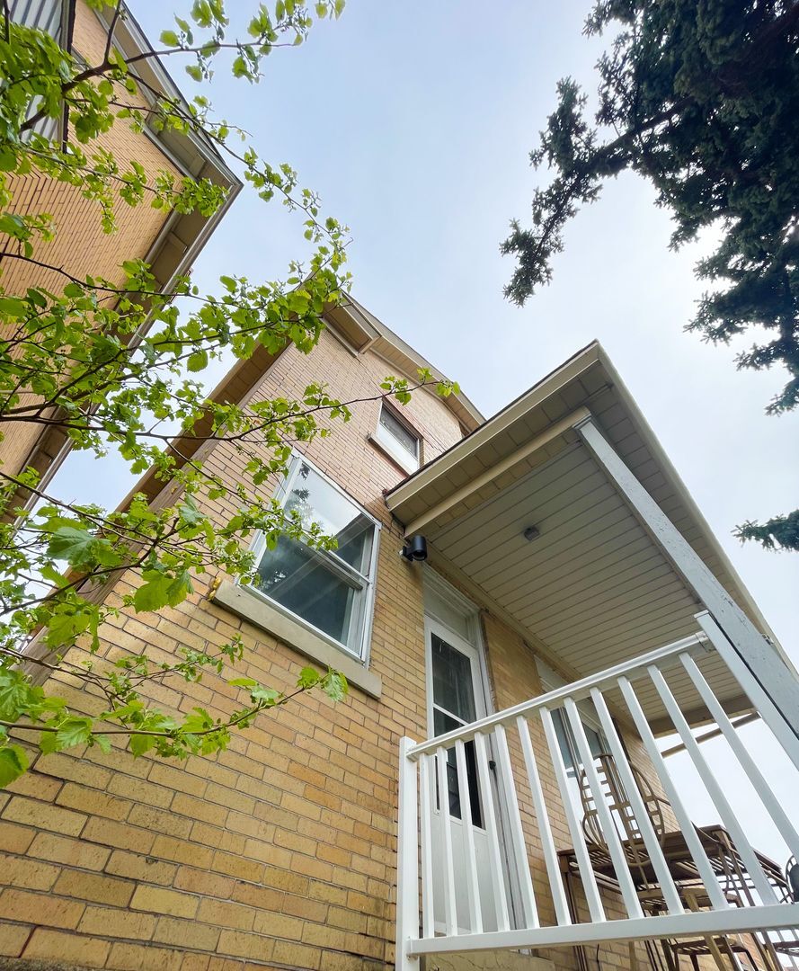 Building Photo - 1526 Fernleaf St