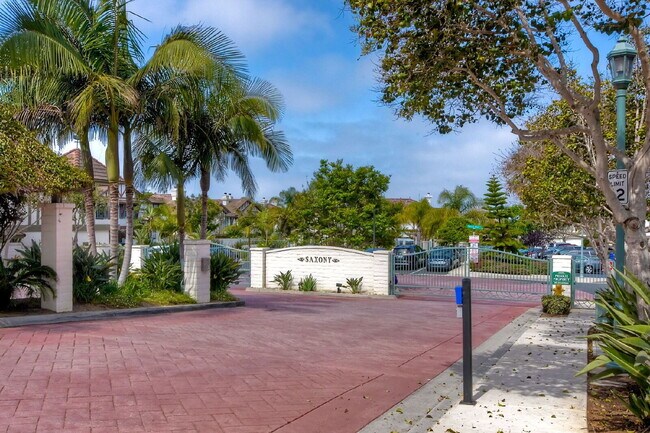 Building Photo - Cozy Condo  Saxony at Encinitas Ranch