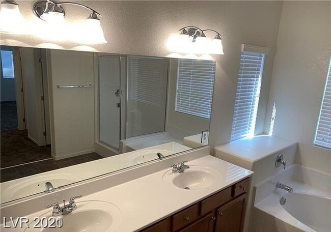 Building Photo - 7752 Gallego Plains Dr