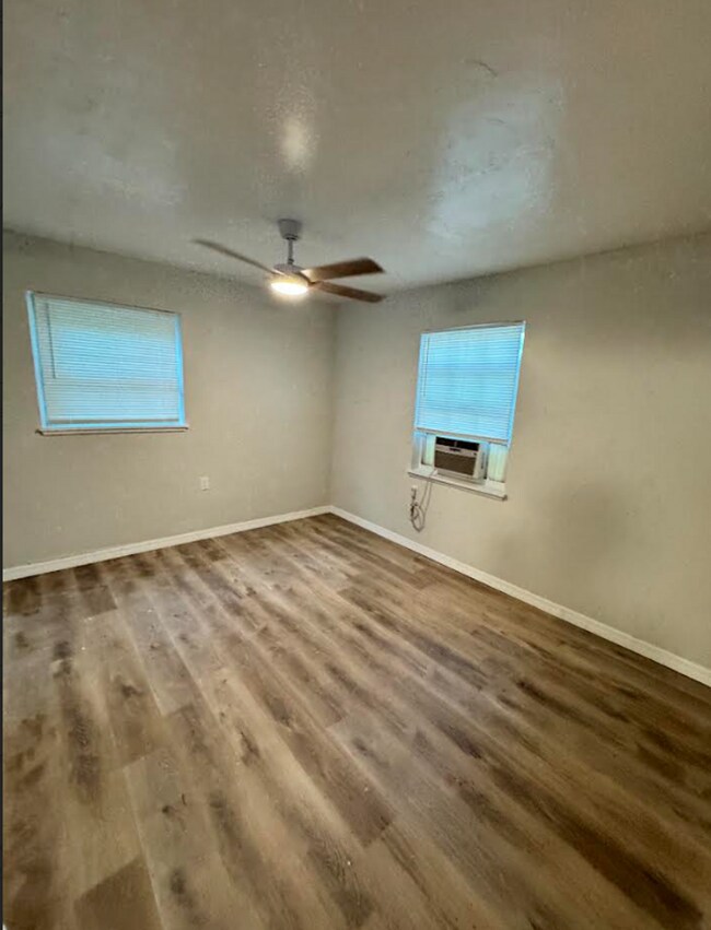 Building Photo - 420 Rock Pit Rd