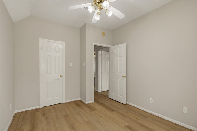 Building Photo - 11511 Mill Bridge Ct