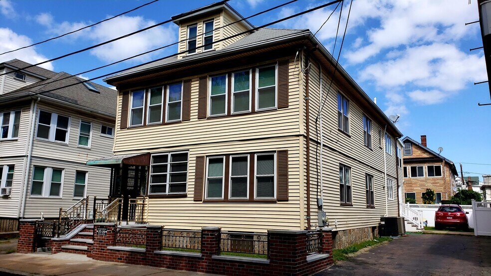 Building Photo - 29 Bailey Rd