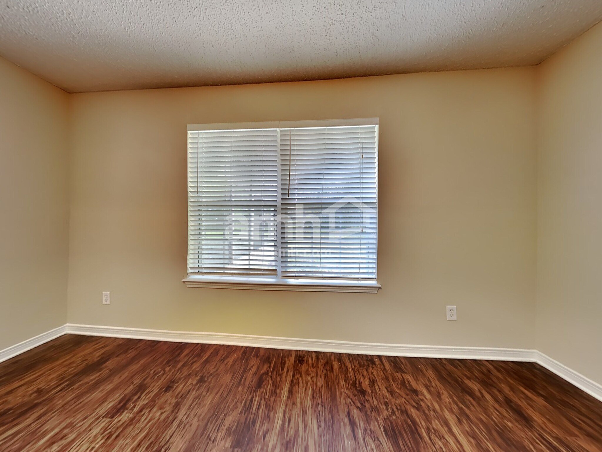 Building Photo - 1288 Summit Oaks Dr W