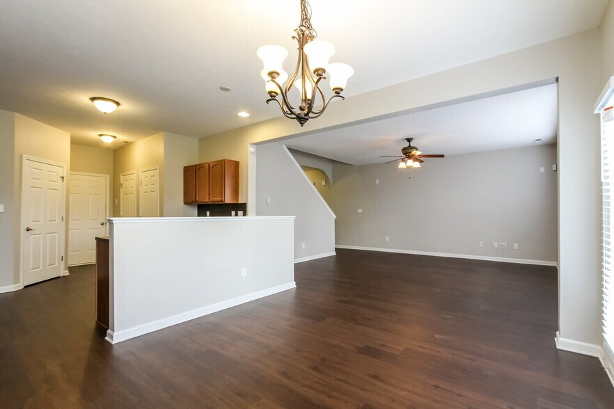 Building Photo - 5236 Choctaw Ridge Way