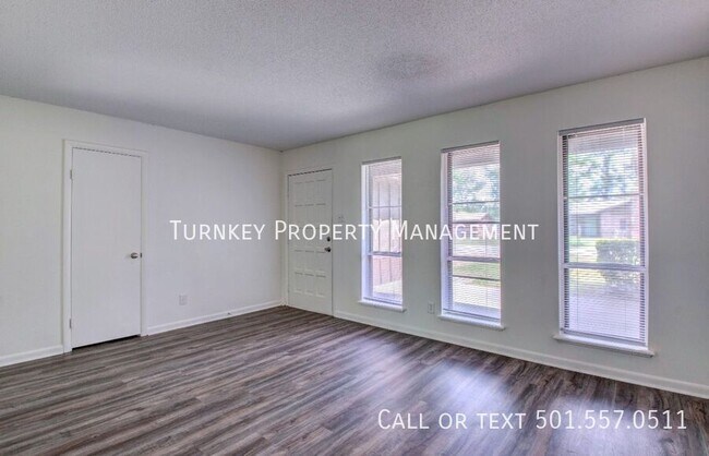 Building Photo - 1301 Stafford Rd