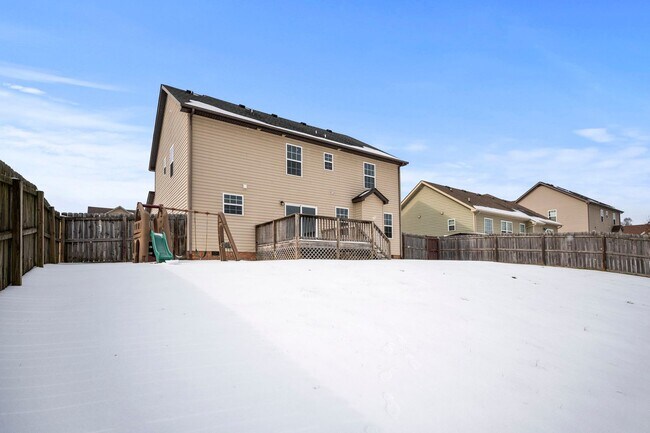 Building Photo - Move-In Special Available! Spacious 3BR Home with Bonus Room, Fireplace & Fenced Yard