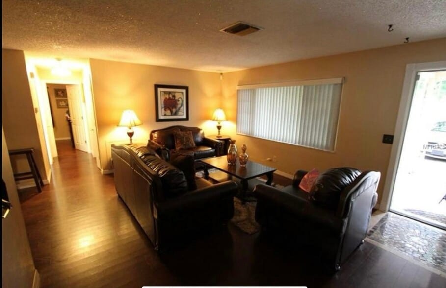 Building Photo - 3200 Keene Park Dr