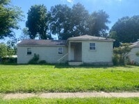 Building Photo - 2642 Foster St