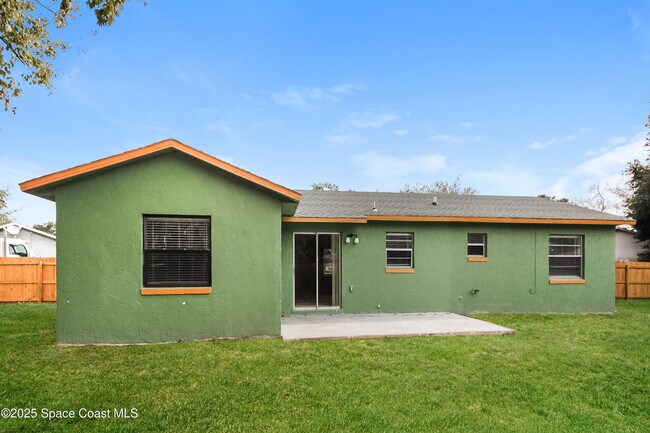 Building Photo - 3682 Shellie Ct