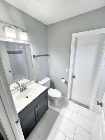 Building Photo - 1365 SE Bayharbor St