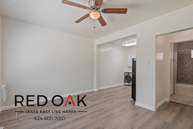 Building Photo - 2437 S Centinela Ave