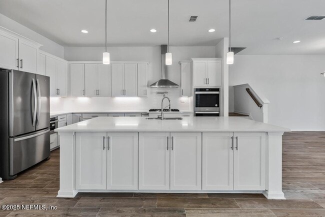 Building Photo - 475 Marquesa Cir