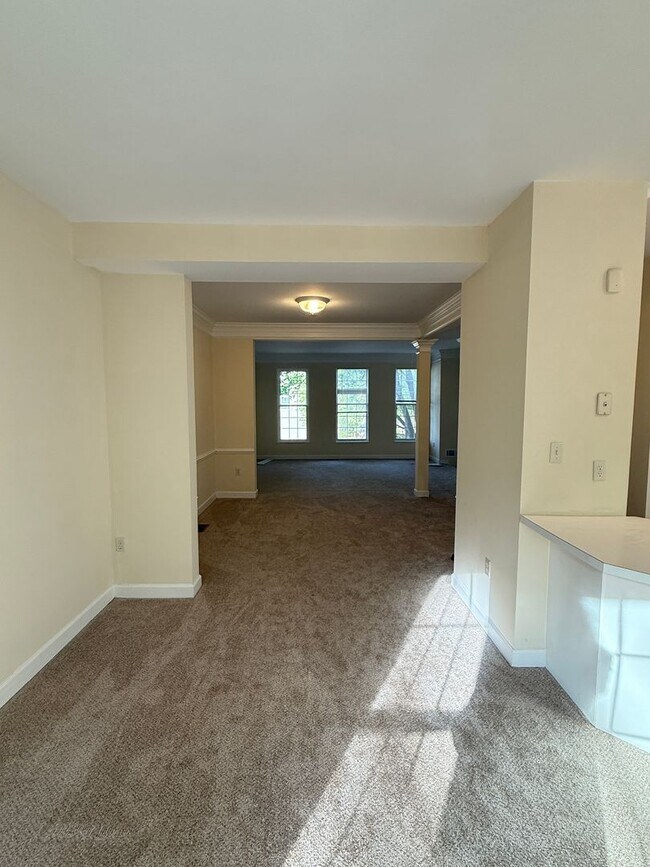 Building Photo - 17301 Pacific Rim Terrace