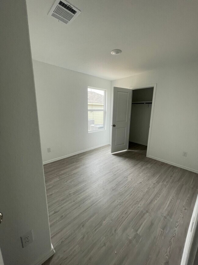 Bedroom1 - 14428 Southton Basin