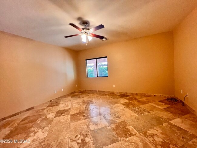 Building Photo - 1271 W Varese Way