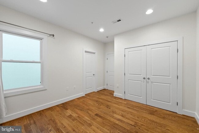 Building Photo - 1228 I St NE