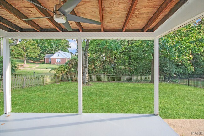 Building Photo - 1392 Justerini Dr