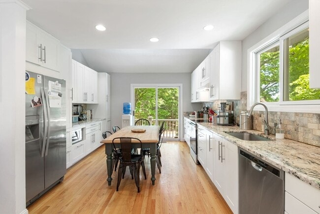 Building Photo - 29 Wainwright Rd