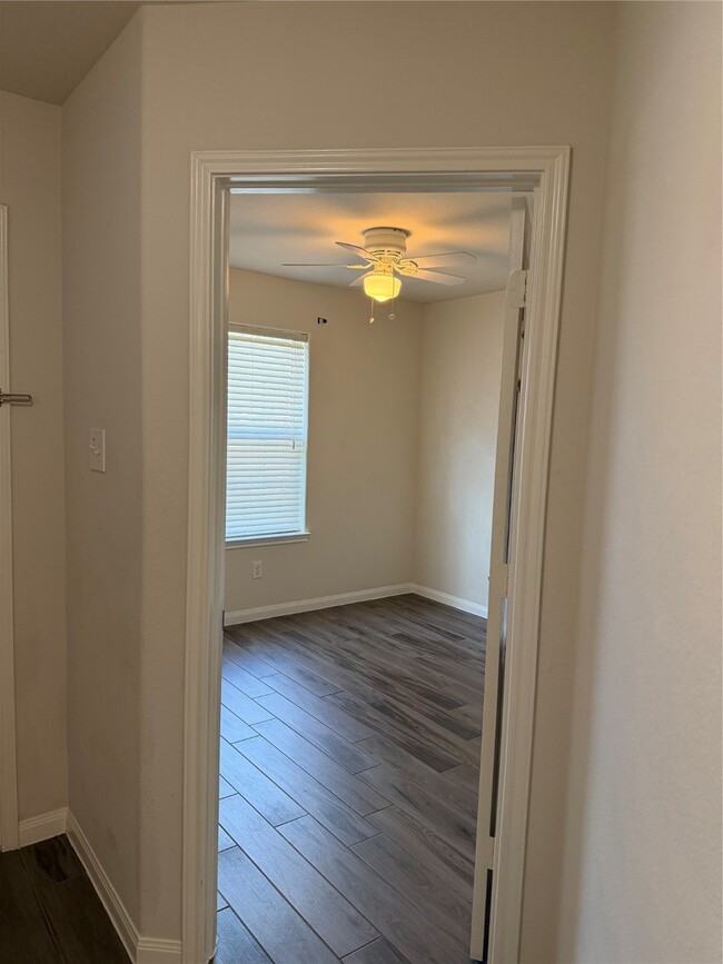 Building Photo - 9919 Opal Rock Dr