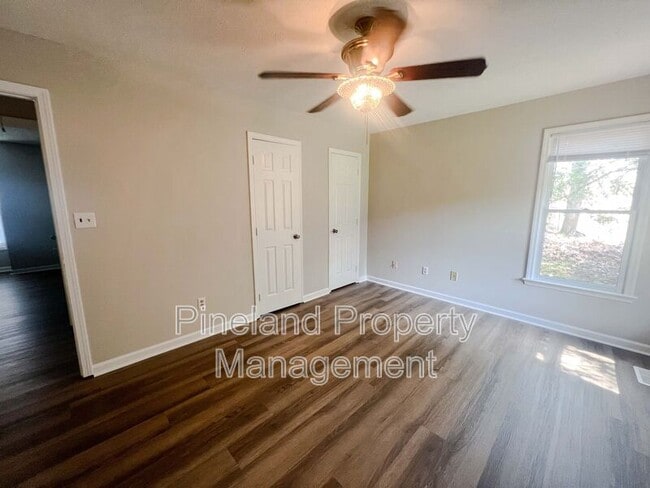 Building Photo - 150 Hickman Ct