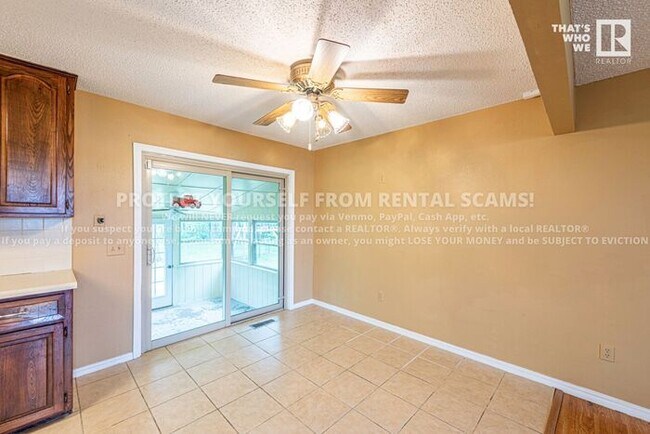 Building Photo - 1265 State Hwy 45