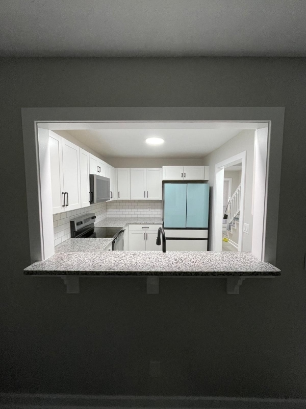 Building Photo - 1248 N Forest Dr