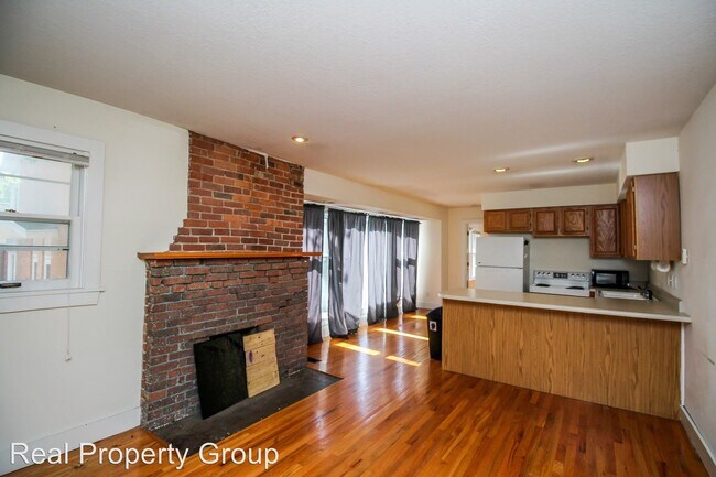 Building Photo - 1410 Anthony St