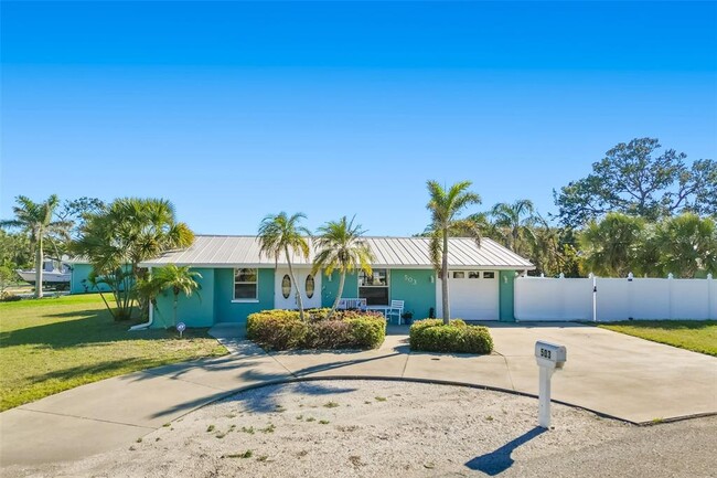 Primary Photo - 503 Roberts Bay Dr