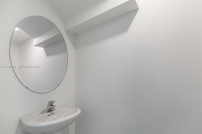 Building Photo - 23521 SW 129th Ave