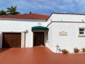 Building Photo - 720 NW 123rd Ave