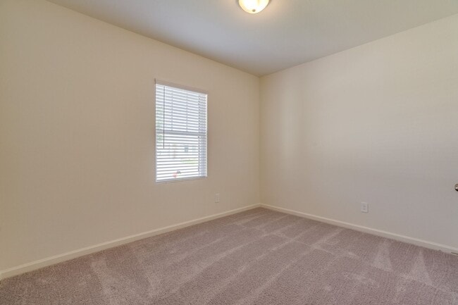 Building Photo - 778 Camden Dr